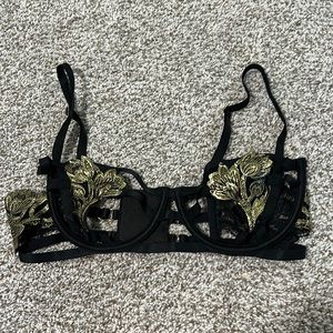 Victoria’s Secret bra